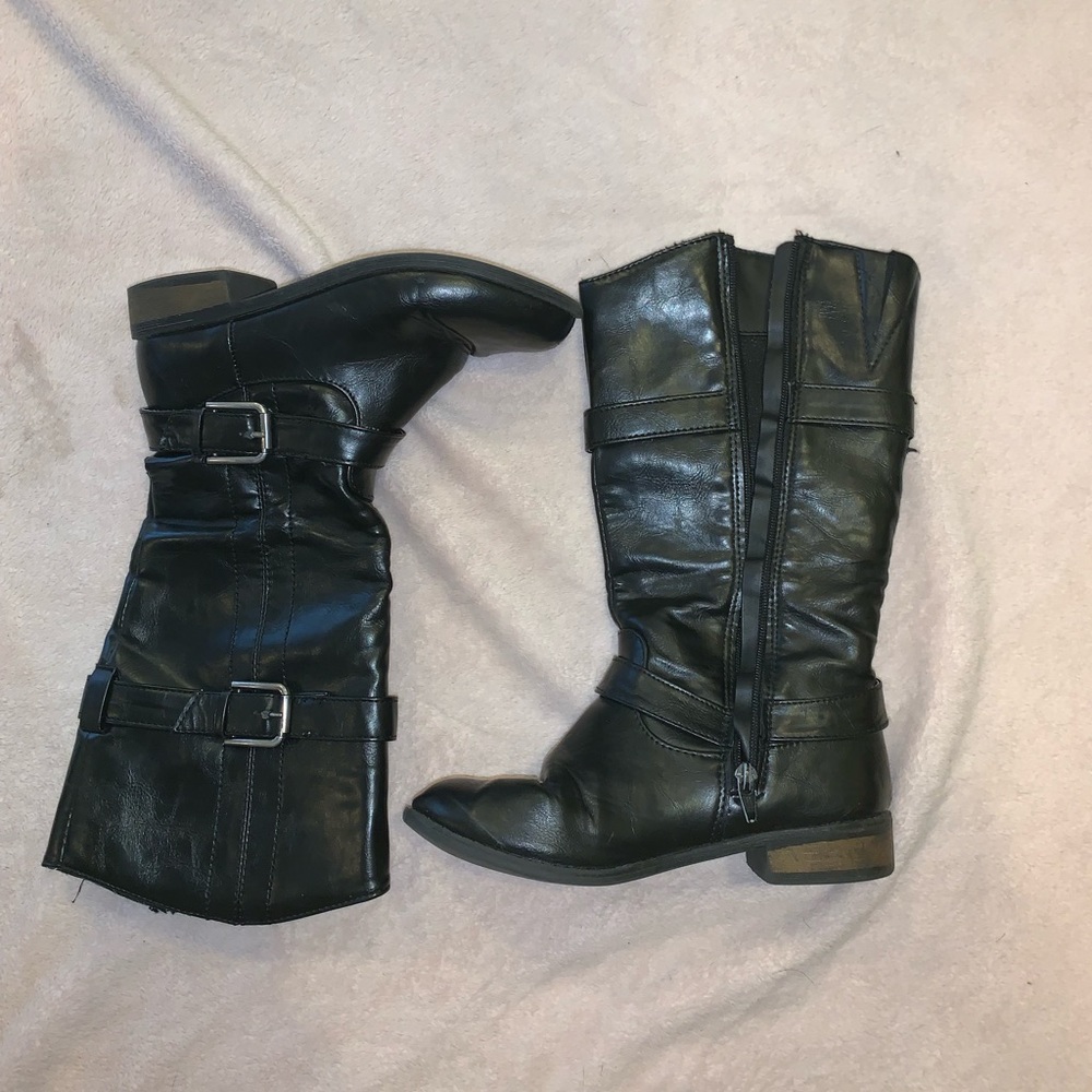 Black Boots